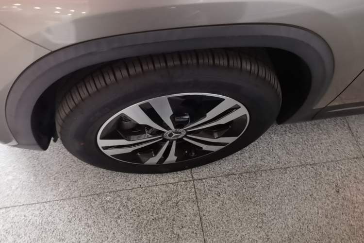 Used Mercedes-Benz GLA 2020 GLA 200 Left Front Wheel Hub