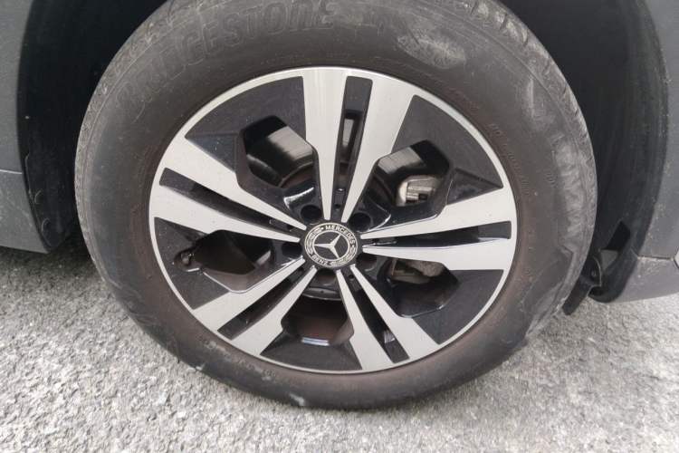 Used Mercedes-Benz GLA 2020 GLA 200 Right Front Wheel Hub