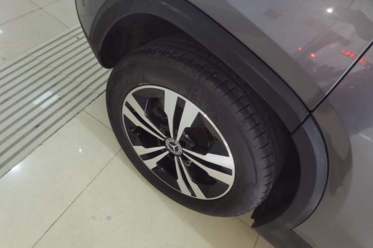 Used Mercedes-Benz GLA 2020 GLA 200 Right Rear Wheel Hub
