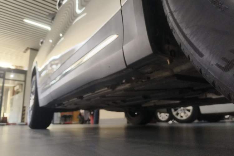 Used Mercedes-Benz GLA 2020 GLA 200 Right Side Sill