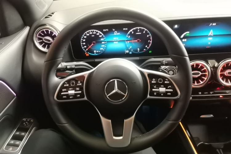 Used Mercedes-Benz GLA 2020 GLA 200 Steering Wheel