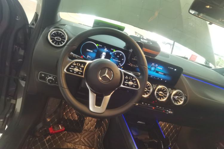 Used Mercedes-Benz GLA 2020 GLA 200 Steering Wheel