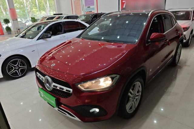 Ojetý Mercedes-Benz GLA 2020 GLA 180