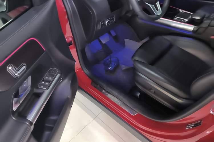Used Mercedes-Benz GLA 2020 GLA 180 Driver Seat