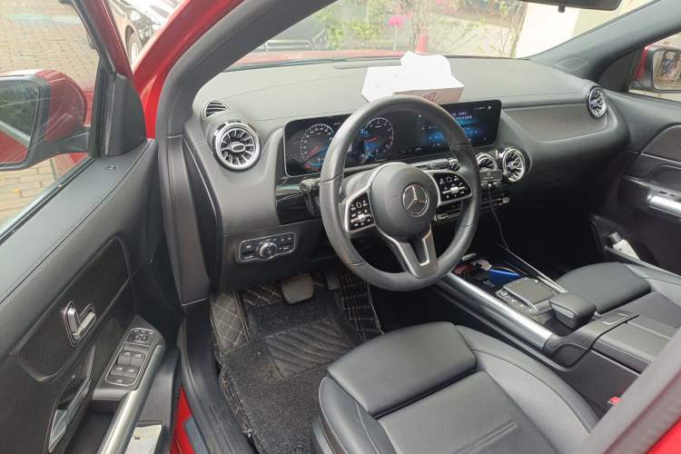 Used Mercedes-Benz GLA 2020 GLA 200 Driver Seat