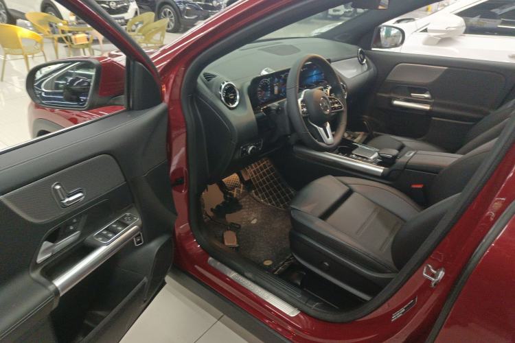Used Mercedes-Benz GLA 2020 GLA 180 Driver Seat