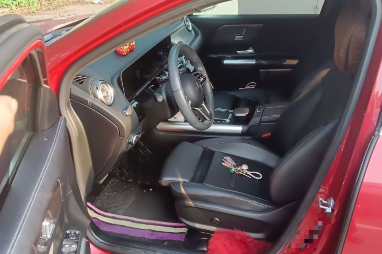 Used Mercedes-Benz GLA 2020 GLA 200 Driver Seat