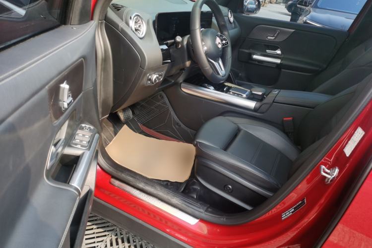 Used Mercedes-Benz GLA 2020 GLA 200 Driver Seat