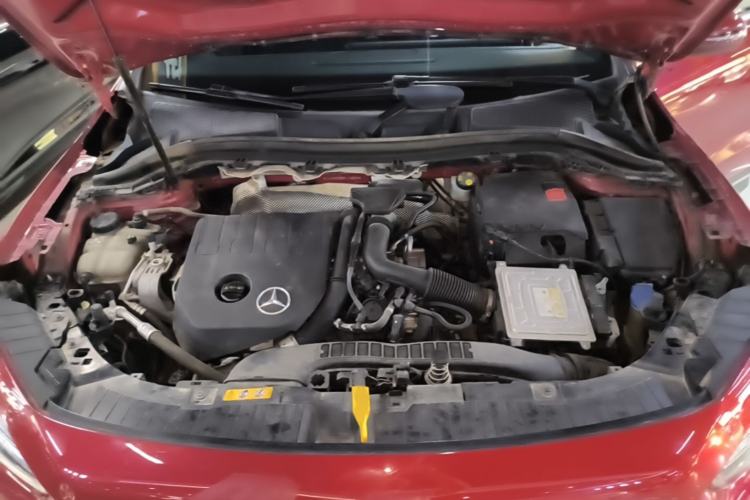 Used Mercedes-Benz GLA 2020 GLA 180 Engine Bay