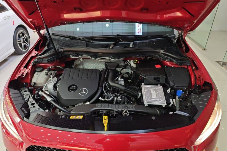 Used Mercedes-Benz GLA 2020 GLA 180 Engine Bay