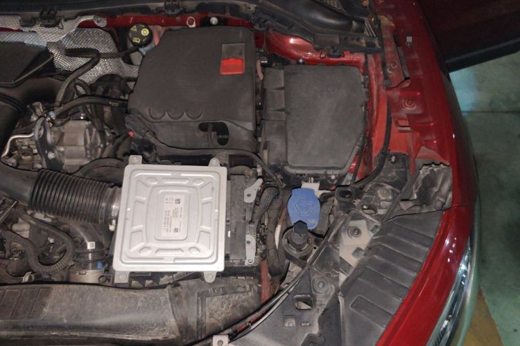 Used Mercedes-Benz GLA 2020 GLA 200 Engine Bay Left