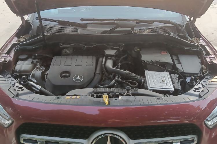 Used Mercedes-Benz GLA 2020 GLA 200 Engine Bay