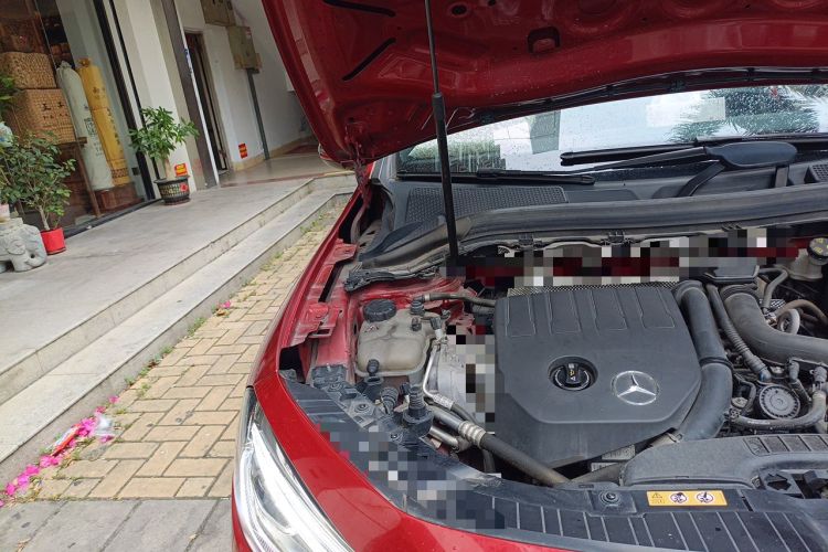Used Mercedes-Benz GLA 2020 GLA 200 Engine Bay Right