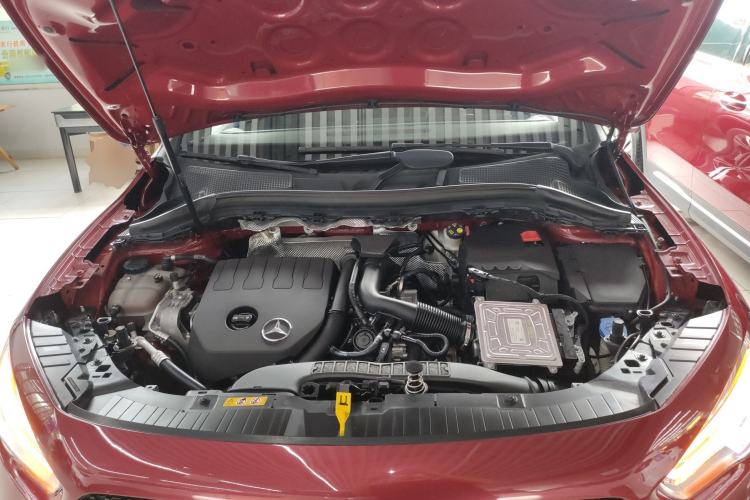 Used Mercedes-Benz GLA 2020 GLA 200 Engine Bay