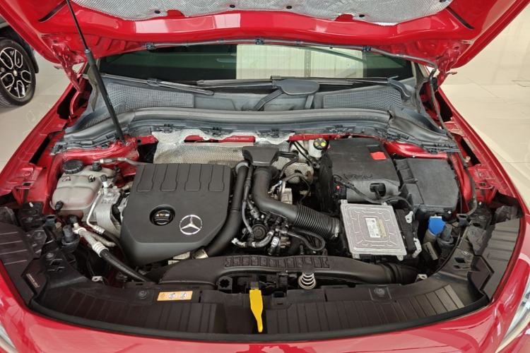 Used Mercedes-Benz GLA 2020 GLA 180 Engine Bay