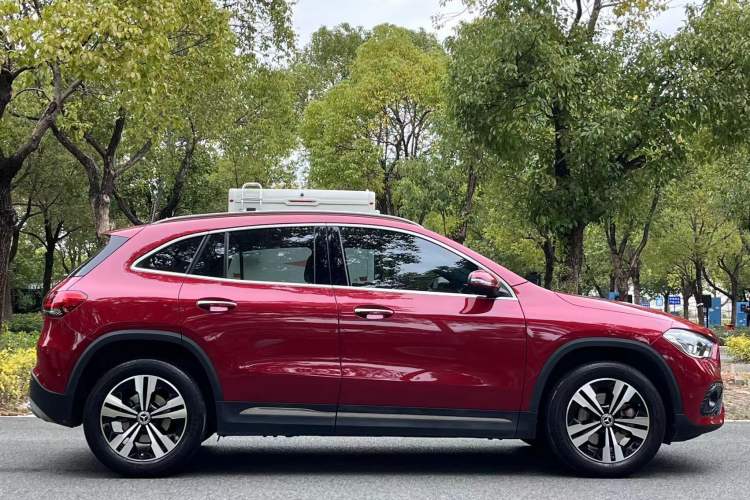Used Mercedes-Benz GLA 2020 GLA 200 Exterior 4