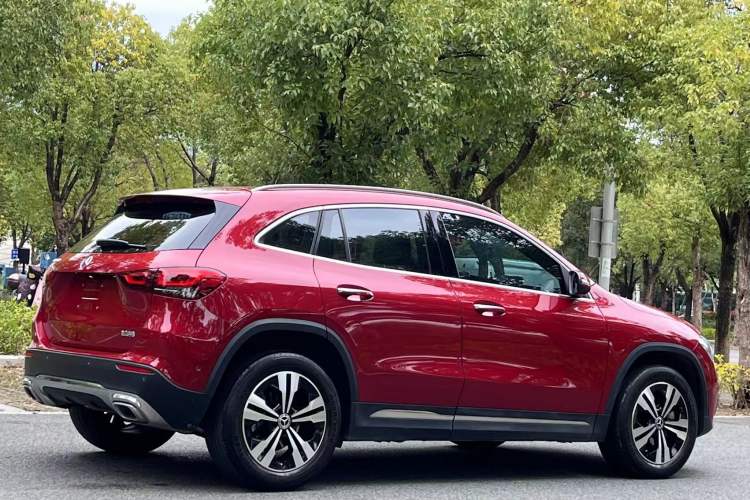 Used Mercedes-Benz GLA 2020 GLA 200 Exterior 5