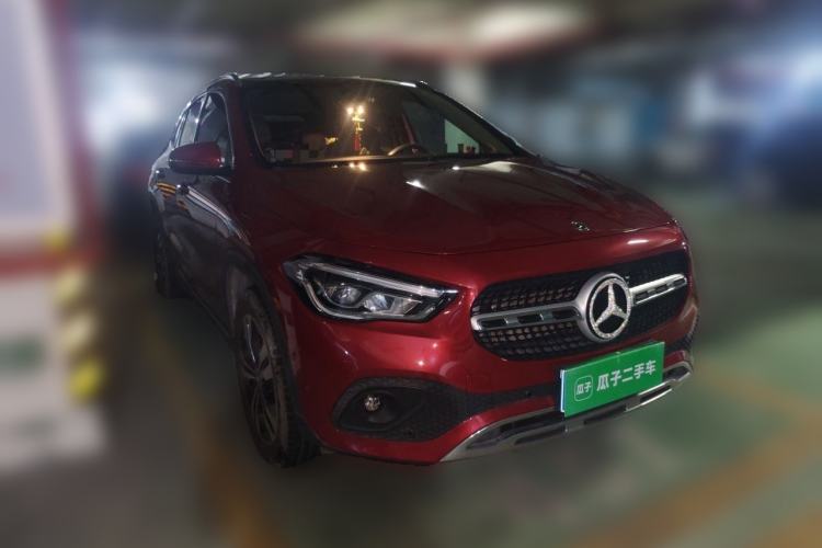 Used Mercedes-Benz GLA 2020 GLA 200 Front Right 45 Deg