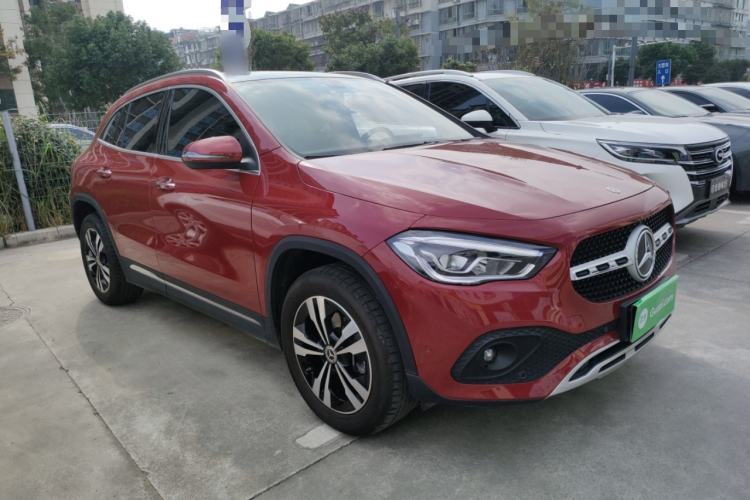 Used Mercedes-Benz GLA 2020 GLA 200 Front Right 45 Deg
