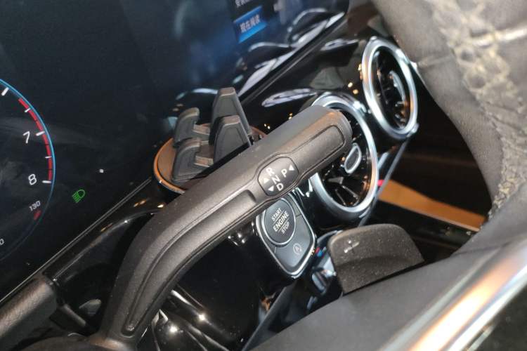 Used Mercedes-Benz GLA 2020 GLA 180 Gear Lever