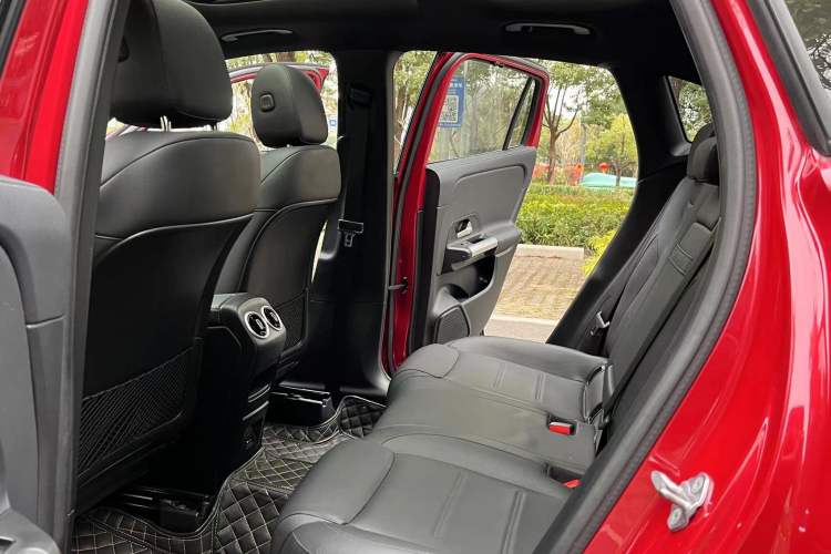 Used Mercedes-Benz GLA 2020 GLA 200 Interior 3