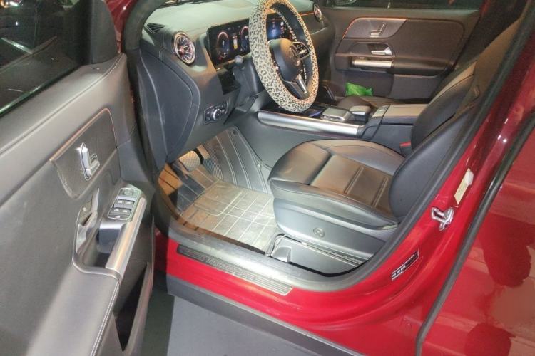 Used Mercedes-Benz GLA 2020 GLA 200 Interior 3