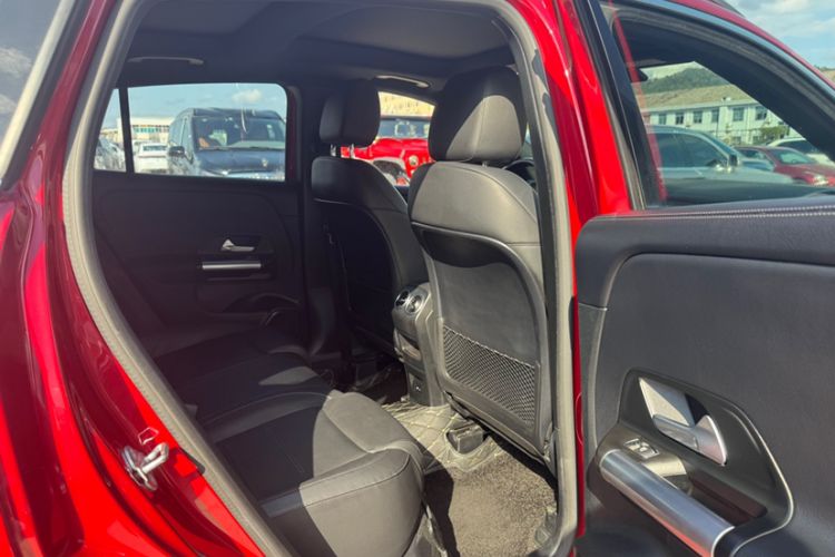 Used Mercedes-Benz GLA 2020 GLA 200 Interior 5