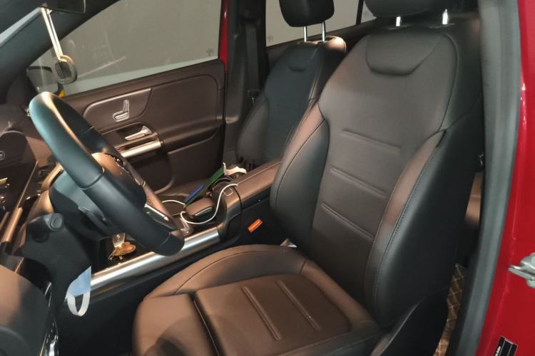 Used Mercedes-Benz GLA 2020 GLA 200 Left Front Seat