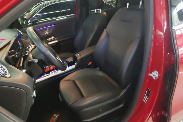 Used Mercedes-Benz GLA 2020 GLA 200 Left Front Seat