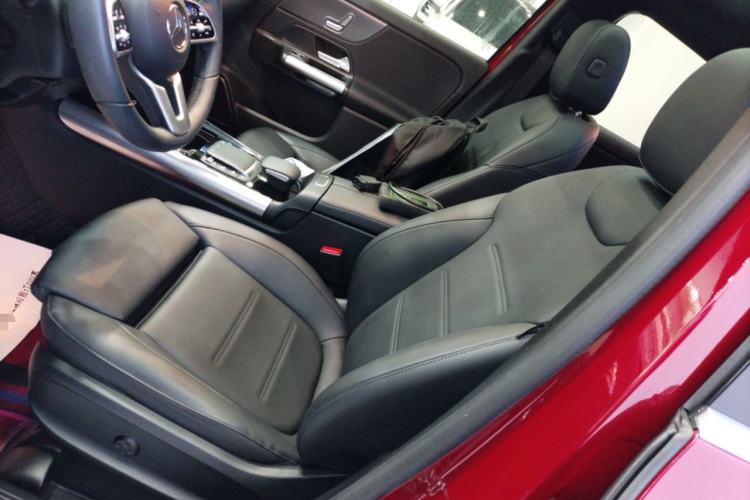 Used Mercedes-Benz GLA 2020 GLA 200 Left Front Seat