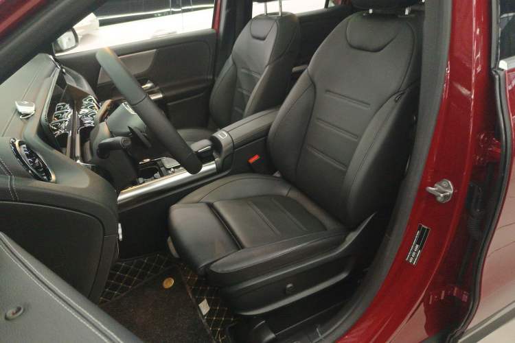 Used Mercedes-Benz GLA 2020 GLA 180 Left Front Seat
