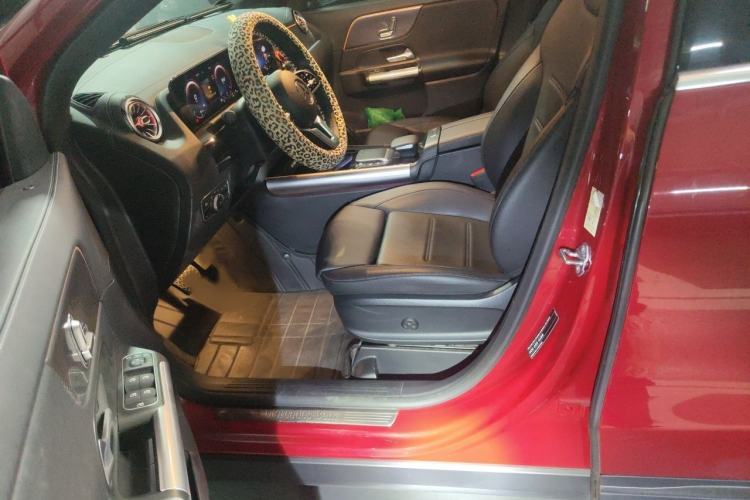 Used Mercedes-Benz GLA 2020 GLA 200 Left Front Seat