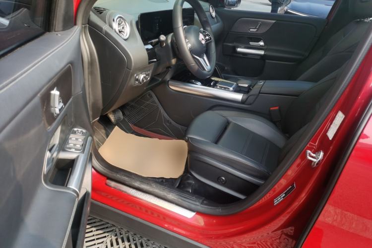 Used Mercedes-Benz GLA 2020 GLA 200 Left Front Seat