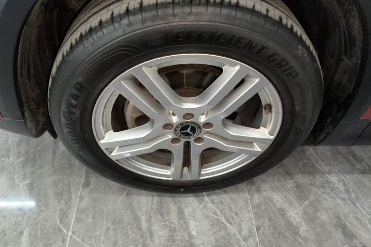 Used Mercedes-Benz GLA 2020 GLA 180 Left Front Wheel Hub