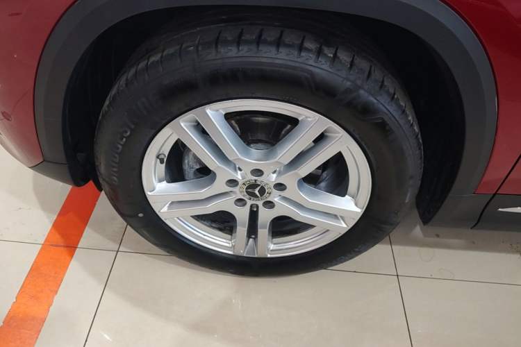 Used Mercedes-Benz GLA 2020 GLA 180 Left Front Wheel Hub