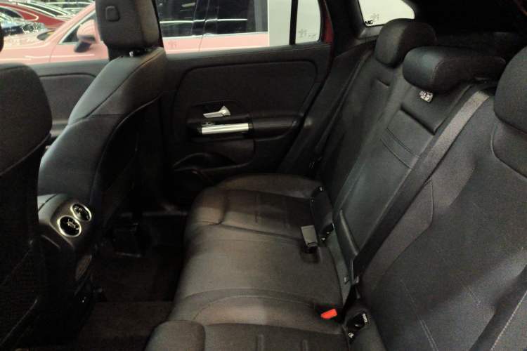 Used Mercedes-Benz GLA 2020 GLA 180 Left Rear Seat