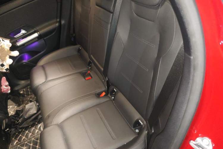 Used Mercedes-Benz GLA 2020 GLA 200 Left Rear Seat