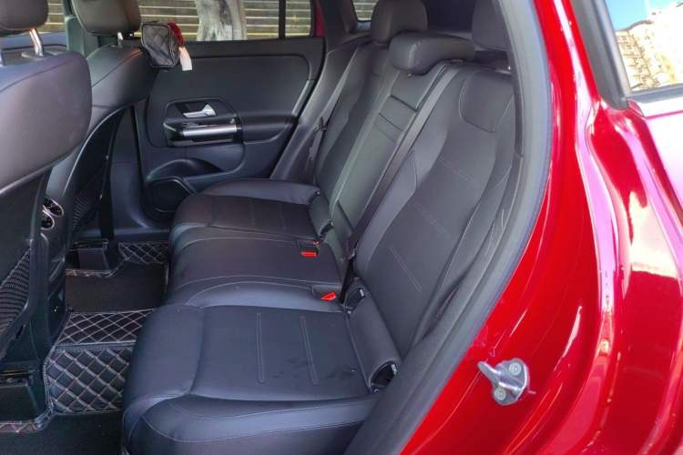 Used Mercedes-Benz GLA 2020 GLA 200 Left Rear Seat