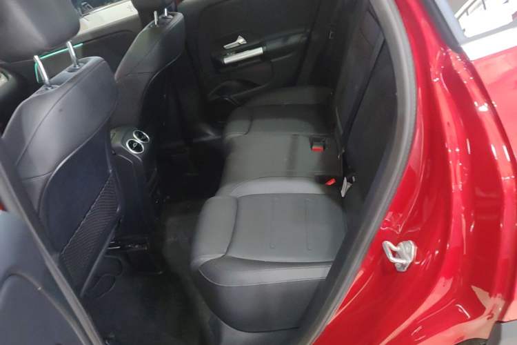 Used Mercedes-Benz GLA 2020 GLA 180 Left Rear Seat