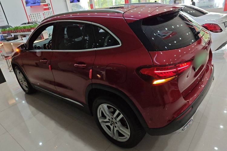 Used Mercedes-Benz GLA 2020 GLA 180 Left Side