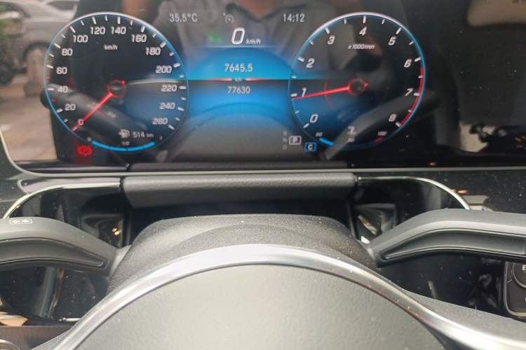 Used Mercedes-Benz GLA 2020 GLA 200 Odometer Close Up