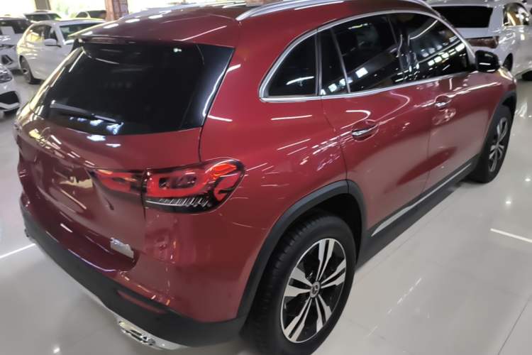 Used Mercedes-Benz GLA 2020 GLA 180 Rear Right 45 Deg