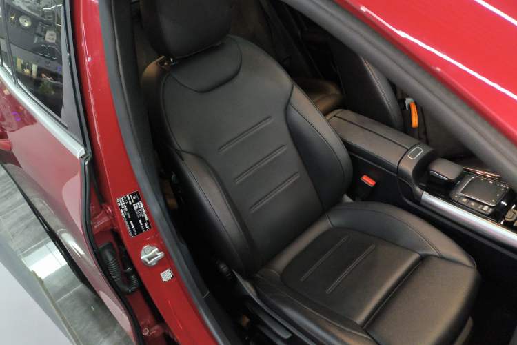 Used Mercedes-Benz GLA 2020 GLA 180 Right Front Seat