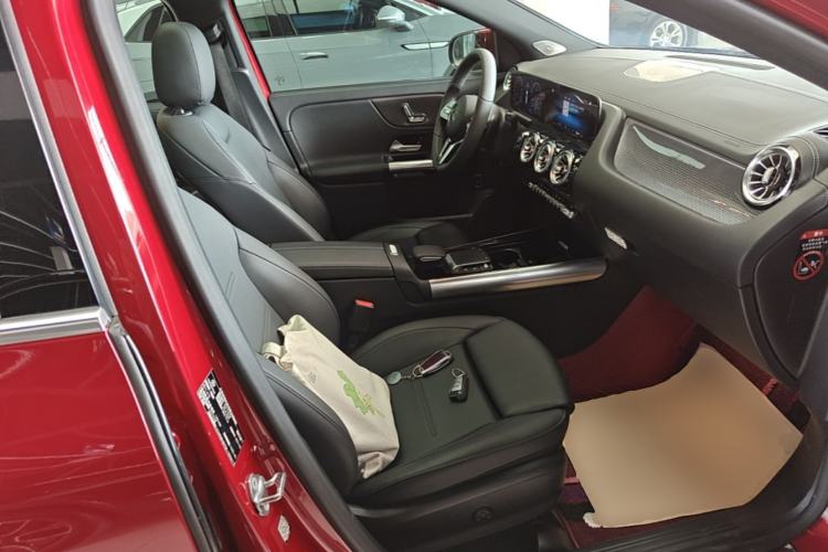 Used Mercedes-Benz GLA 2020 GLA 180 Right Front Seat