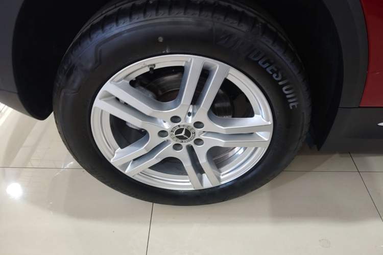Used Mercedes-Benz GLA 2020 GLA 180 Right Rear Wheel Hub