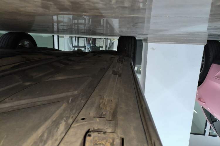 Used Mercedes-Benz GLA 2020 GLA 180 Right Side Sill