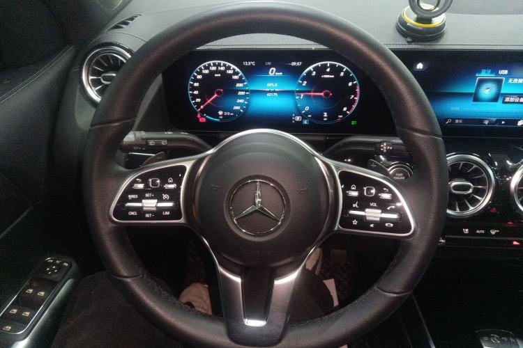 Used Mercedes-Benz GLA 2020 GLA 200 Steering Wheel