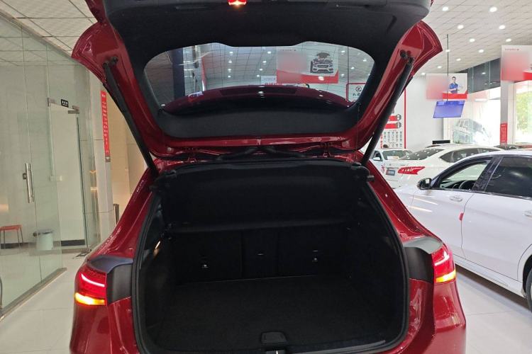 Used Mercedes-Benz GLA 2020 GLA 180 Trunk