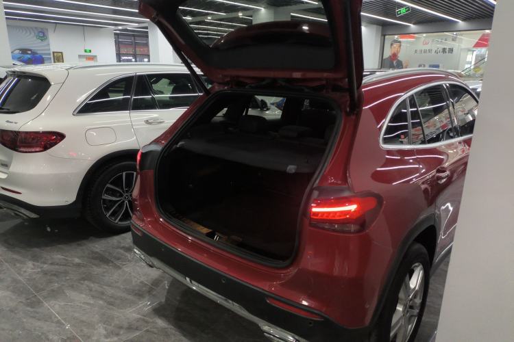 Used Mercedes-Benz GLA 2020 GLA 180 Trunk