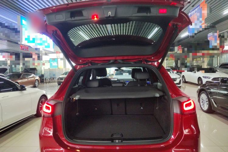 Used Mercedes-Benz GLA 2020 GLA 200 Trunk